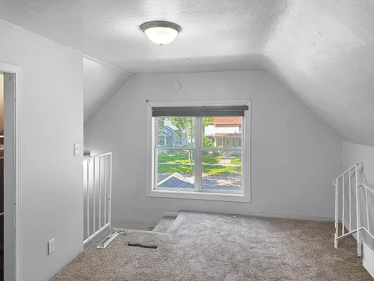 705 N 4th St — Photo 4
