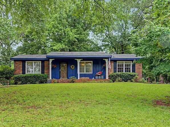 9 Lakemoore Dr NE, Rome, GA 30161