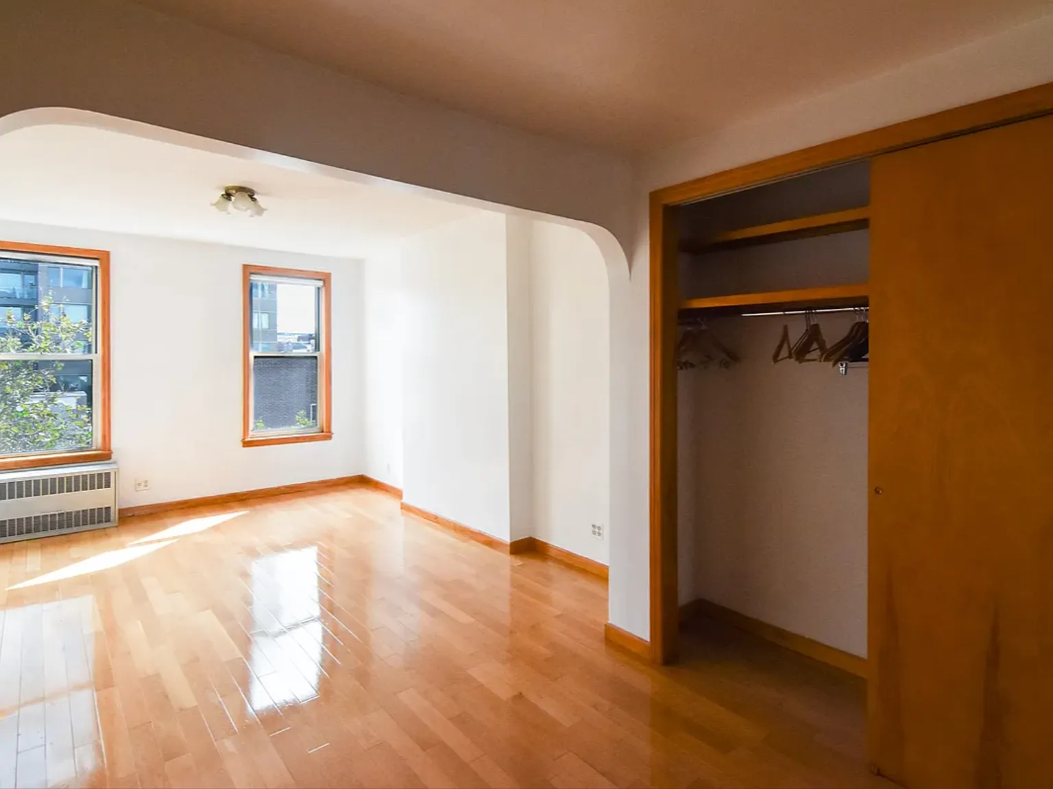 108 Berry Street — Photo 2