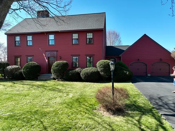 101 Plain Rd, South Deerfield, MA 01373