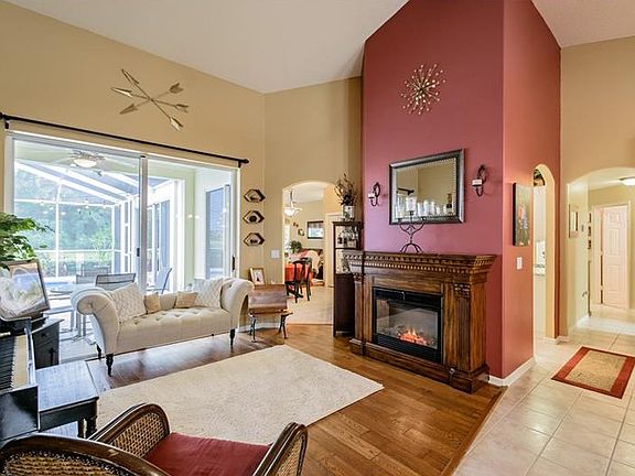 4th image of 10241 Timberland Point Dr
