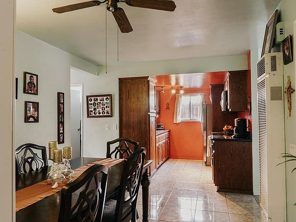 2nd image of 203 Lark Ellen Ave