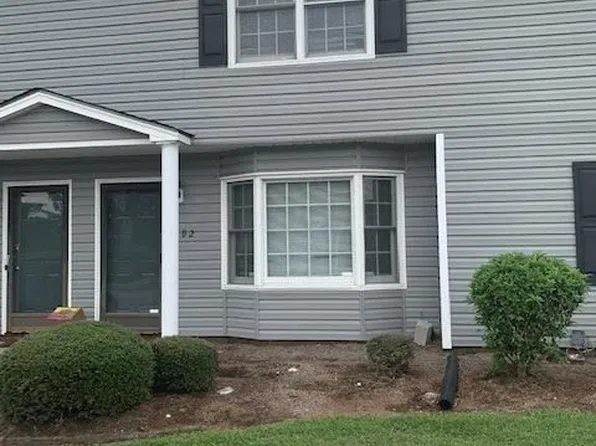 3326 Landmark St, Greenville, NC 27834