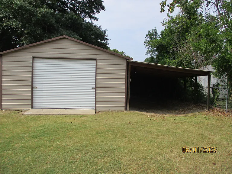 616 Langley Ct — Photo 17
