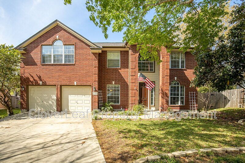 1st image of 208 Doral Ct