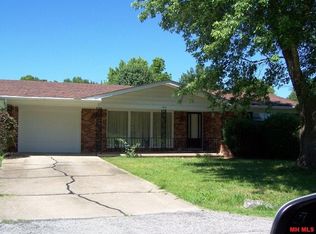 903 E 2nd St, Mountain Home, AR 72653
