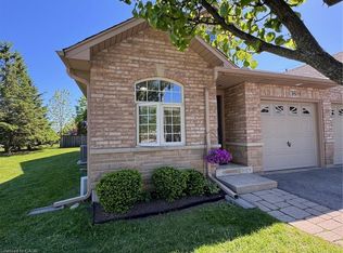 751 Rymal Rd W #16, Hamilton, ON L9B2Y3
