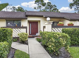 140 Karanda Ct, Royal Palm Beach, FL 33411