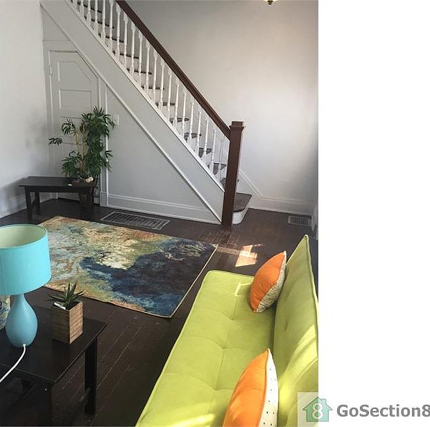 2nd image of 714 Trenton Ave
