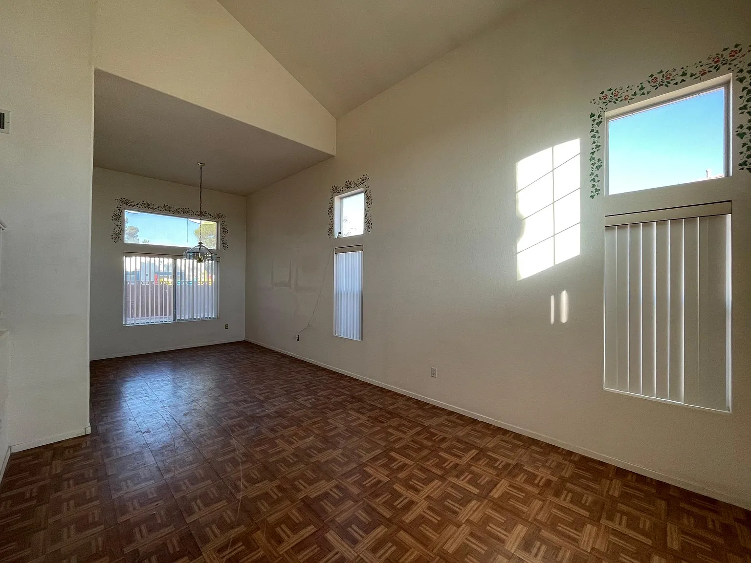 636 Rio Del Sol Dr — Photo 2