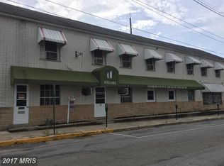 17 N Washington St APT 2, Greencastle, PA 17225