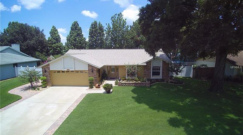 1st image of 8022 Dunstable Cir