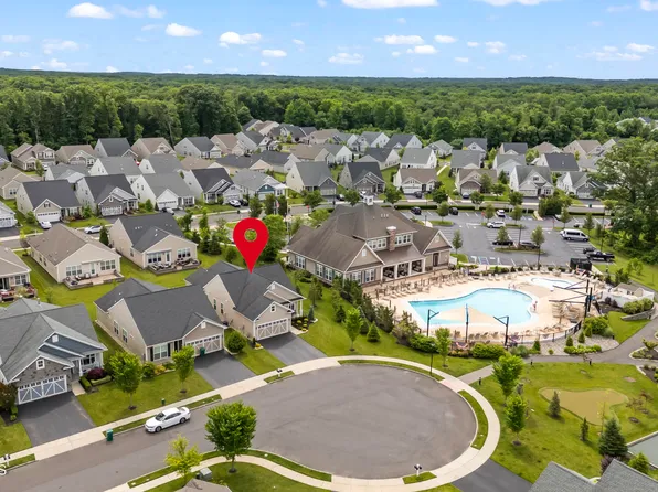 45 Banquet Court, Howell, NJ 07731