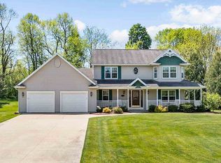 W6771 Sunnyvale Ln, Greenville, WI 54942