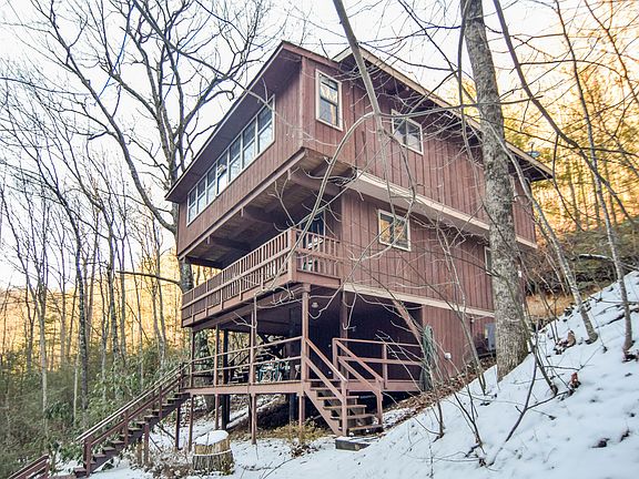 2nd image of 1257 Alpine Dr
