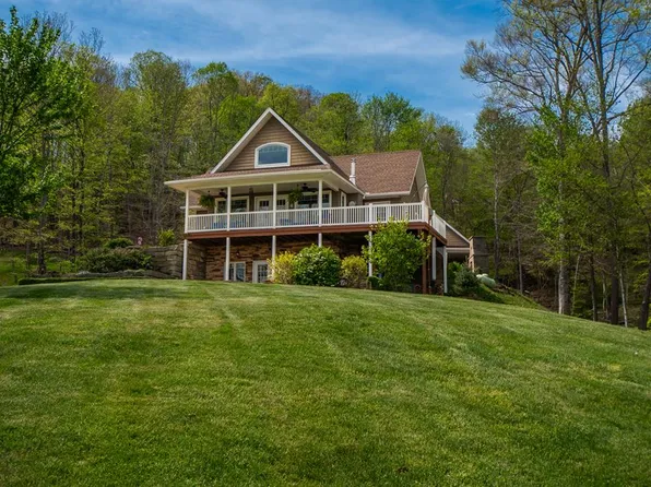 6847 State Route 104, Rush, OH 45652