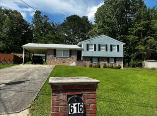 616 Village Lane Dr SW, Marietta, GA 30060