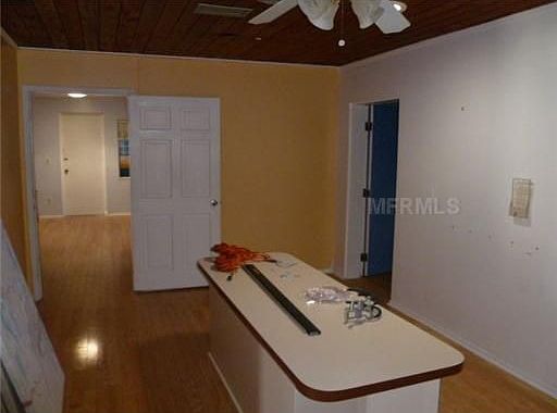 3rd image of 5915 Brentwood Ave