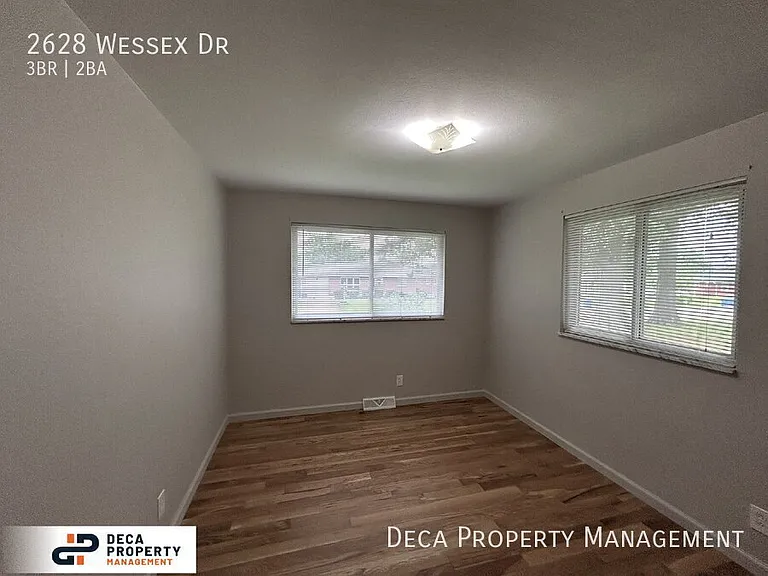 2628 Wessex Dr — Photo 14