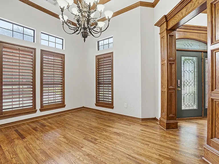 3102 NE Heritage Dr — Photo 46