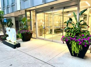 50 McCaul St #906, Toronto, ON M5T0B6
