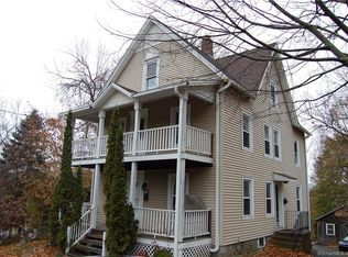 68 Hoyts Hl, Bethel, CT 06801