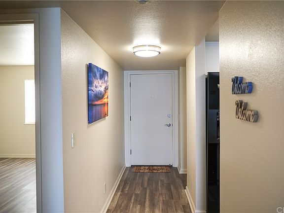 4th image of 10 Royale Ave #38C-5