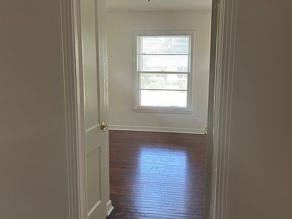 4th image of 3403 Maryland Ave