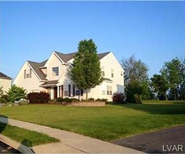 2nd image of 216 McNair Cir