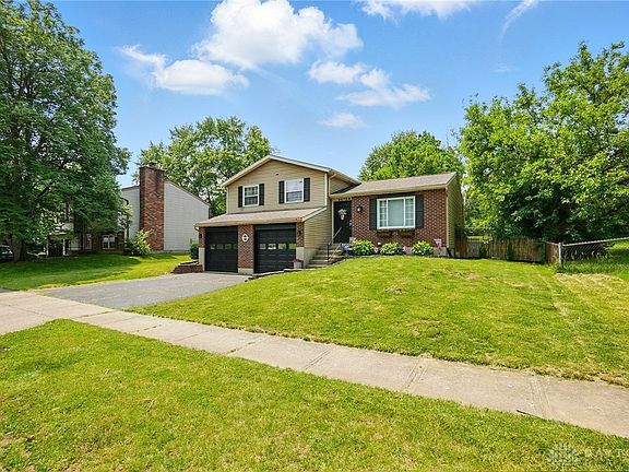 3rd image of 9675 Pellston Way