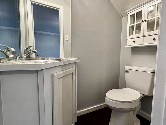 4th image of 814 Vestavia Villa Ct