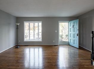 2848 Coleen Ct, Louisville, KY 40206