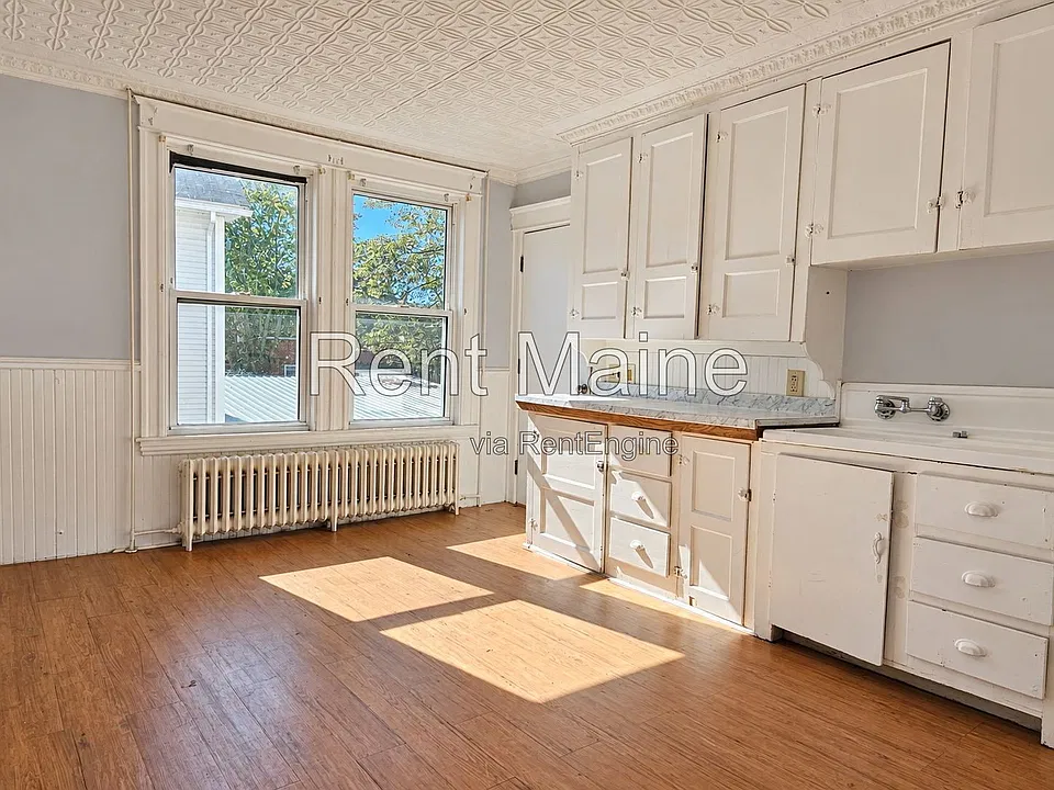 74 Spring St #2R