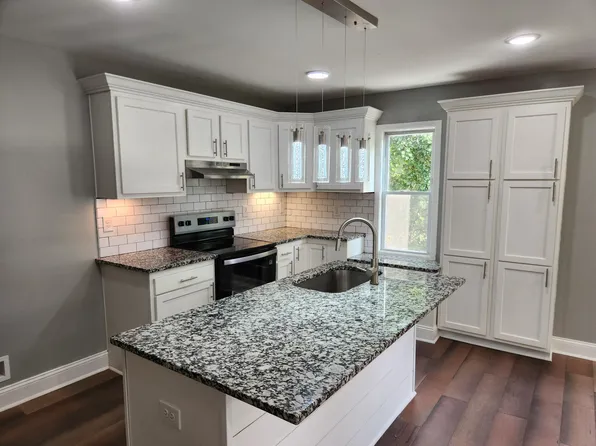 610 Bullock St, Columbia, TN 38401