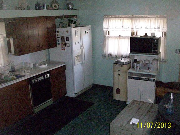 2nd image of 218 N 38th St