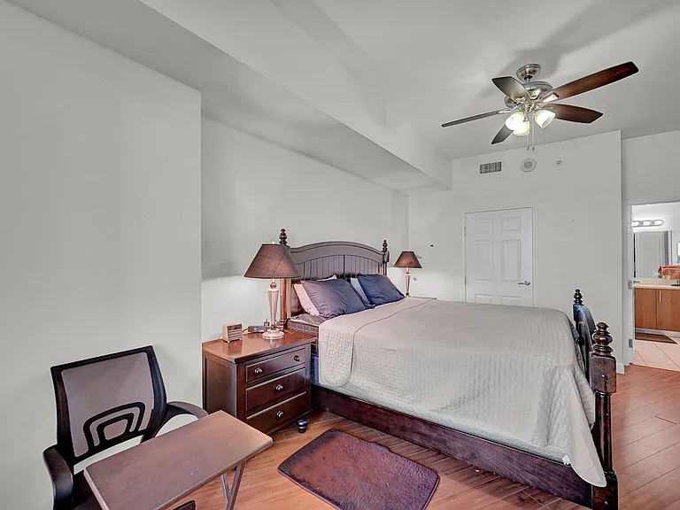 200 W Sahara Ave #811 — Photo 19