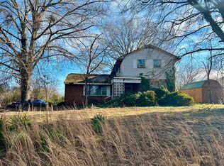 810 Cresthill Rd, Fredericksburg, VA 22405