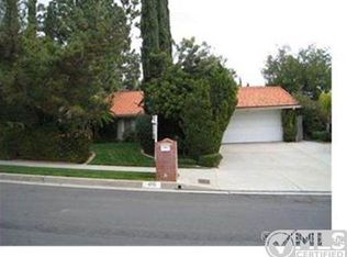 11712 Porter Valley Dr, Porter Ranch, CA 91326