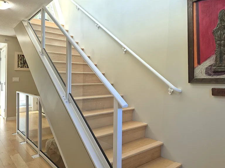 150 Prior St — Photo 18