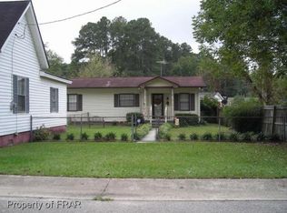 458 Saxon Ave, Lumberton, NC 28358