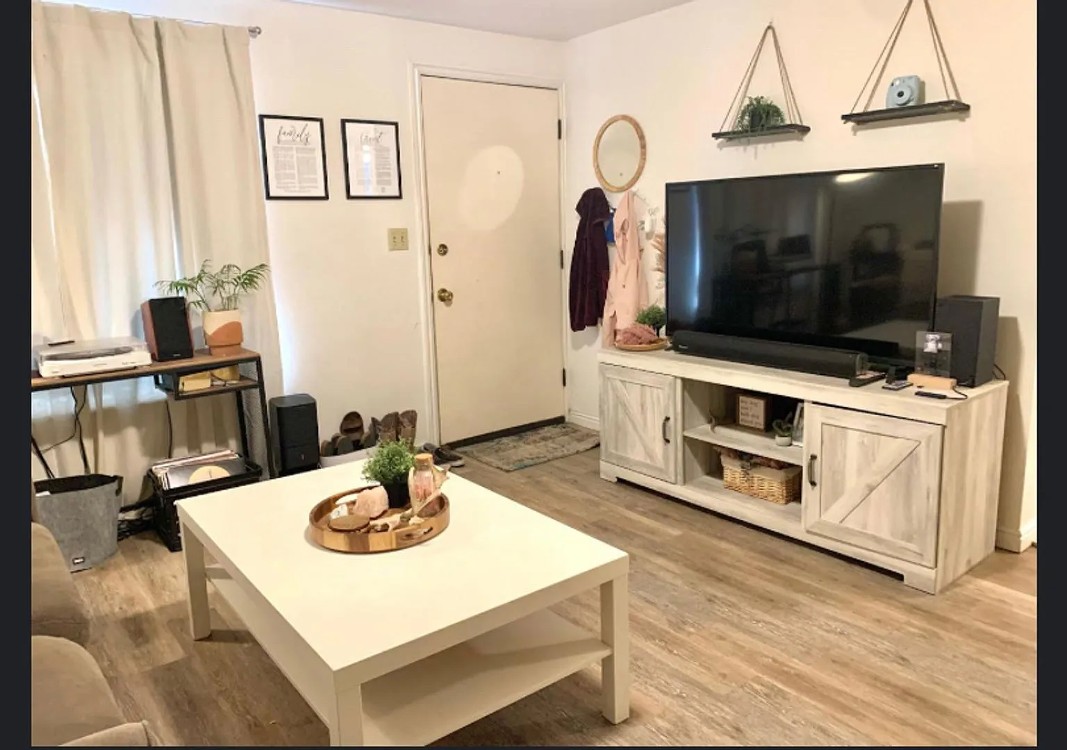 B/1B Pet Friendly Apartment South of BYU — Photo 1