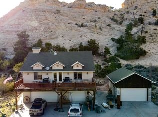 897 E Cocks Comb Dr, Teasdale, UT 84773