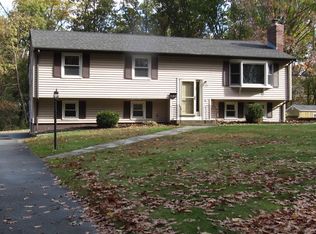 185 Prescott Rd, Northbridge, MA 01534