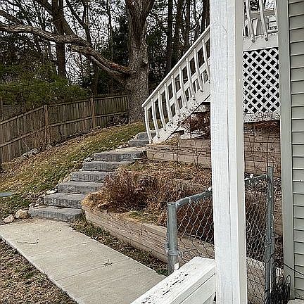 2nd image of 8490 Starwood Dr