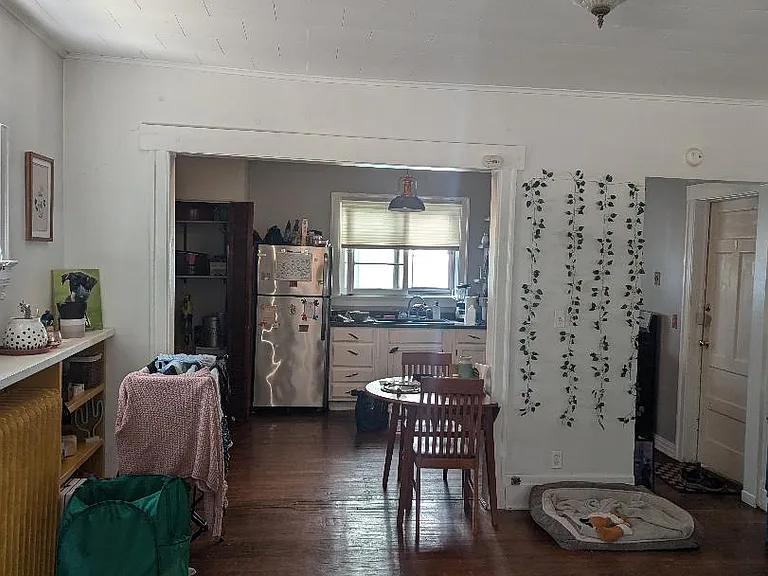 1099 Park Ave #1 — Photo 6