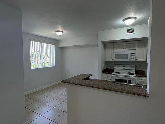 5th image of 21050 SW 87th Ave APT 208