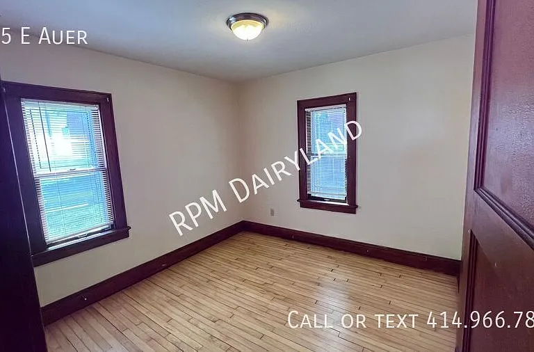 605 E Auer Ave — Photo 11