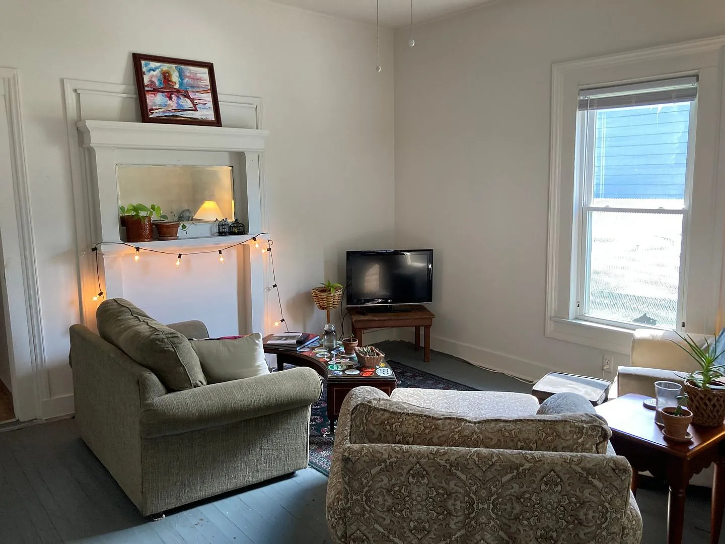 Three bedrooms 1 bath downtown Durham home: Available Now! — Photo 4