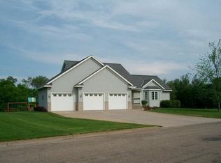 223 Morning View Ln, Sauk Centre, MN 56378