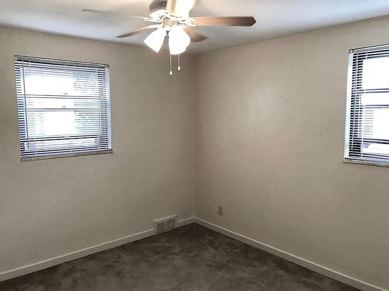 1115 Arkansas Ave — Photo 12